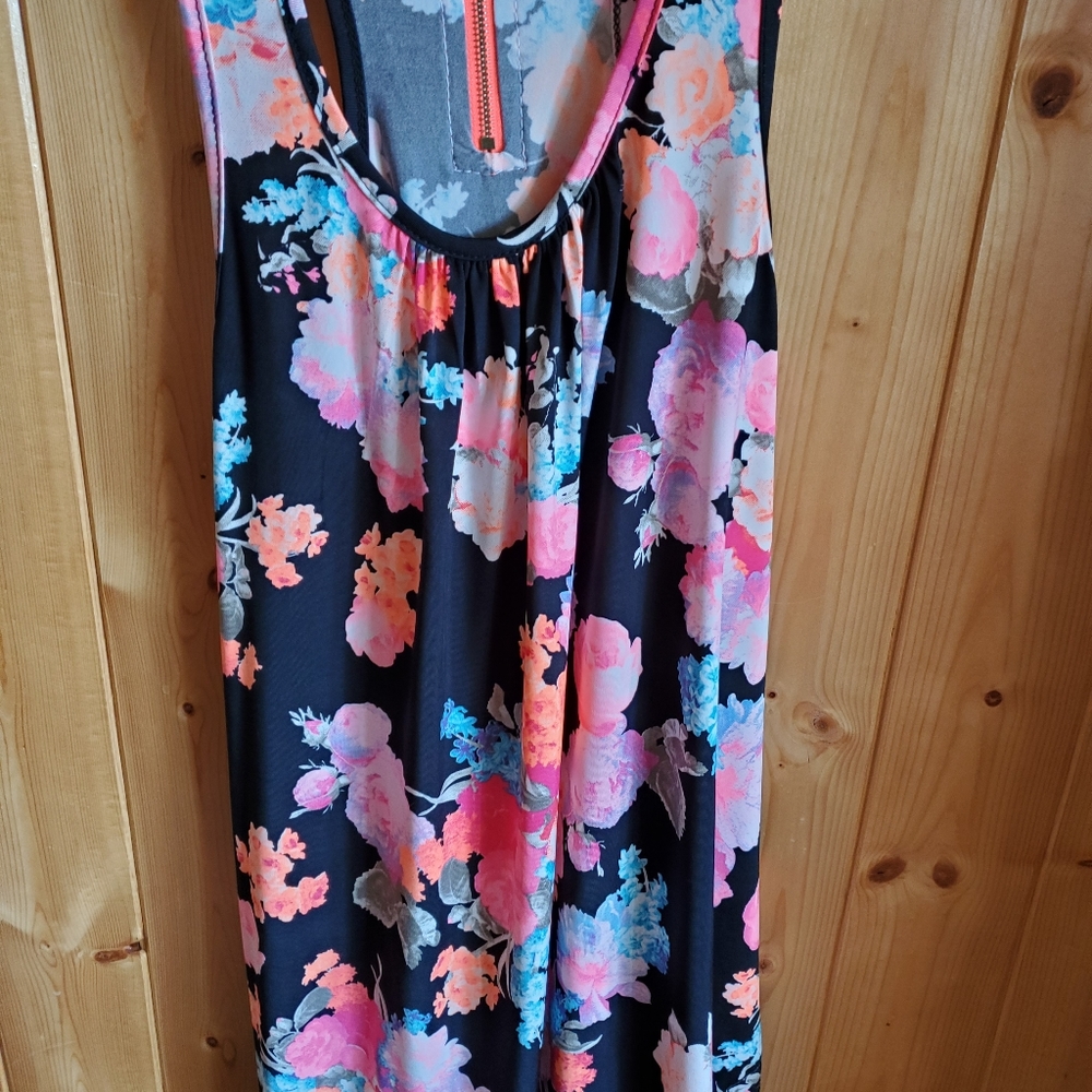 Floral tank top